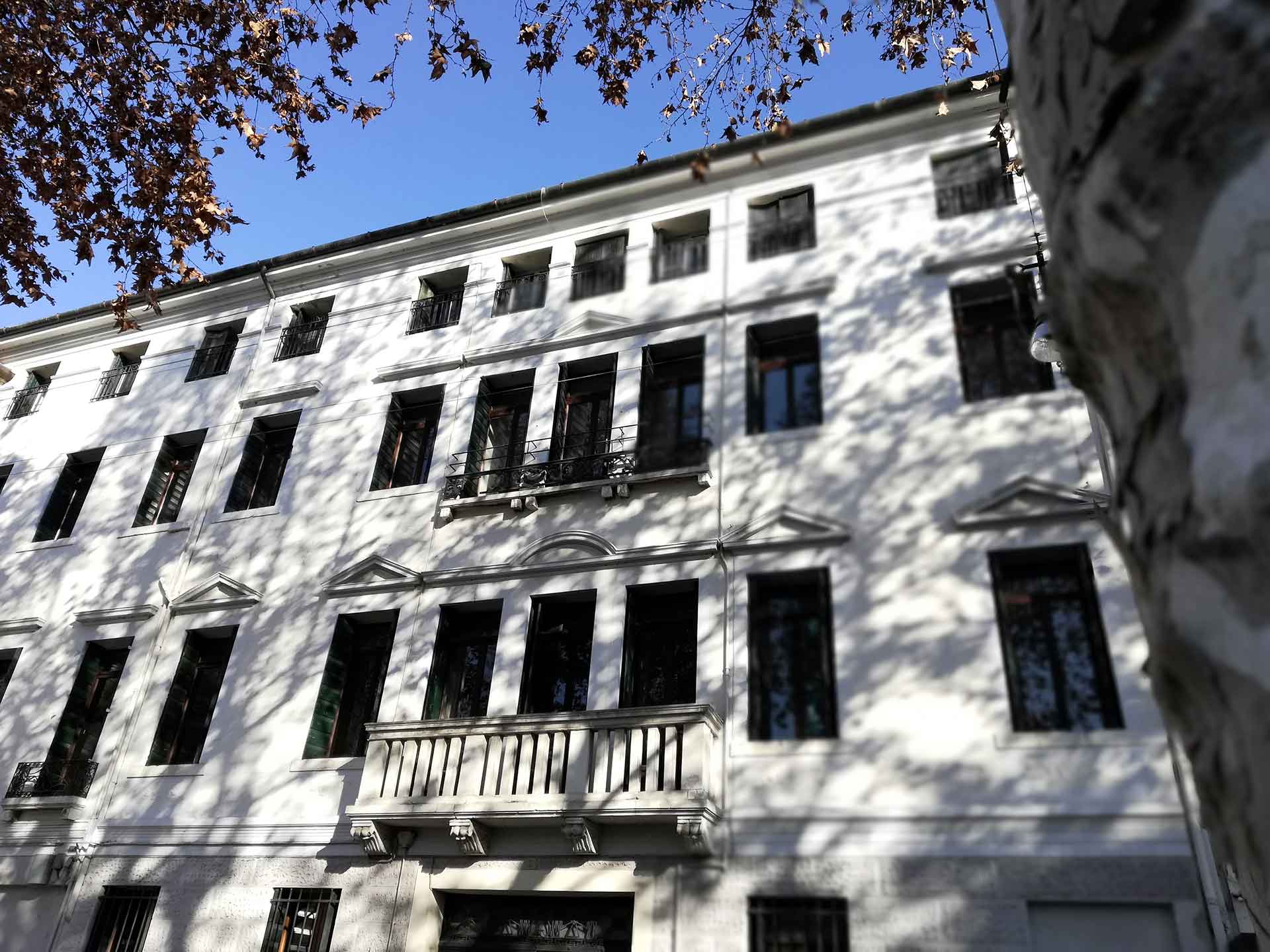 Palazzo-Doni-Iniziative-Genuine-Treviso-Architettura-1